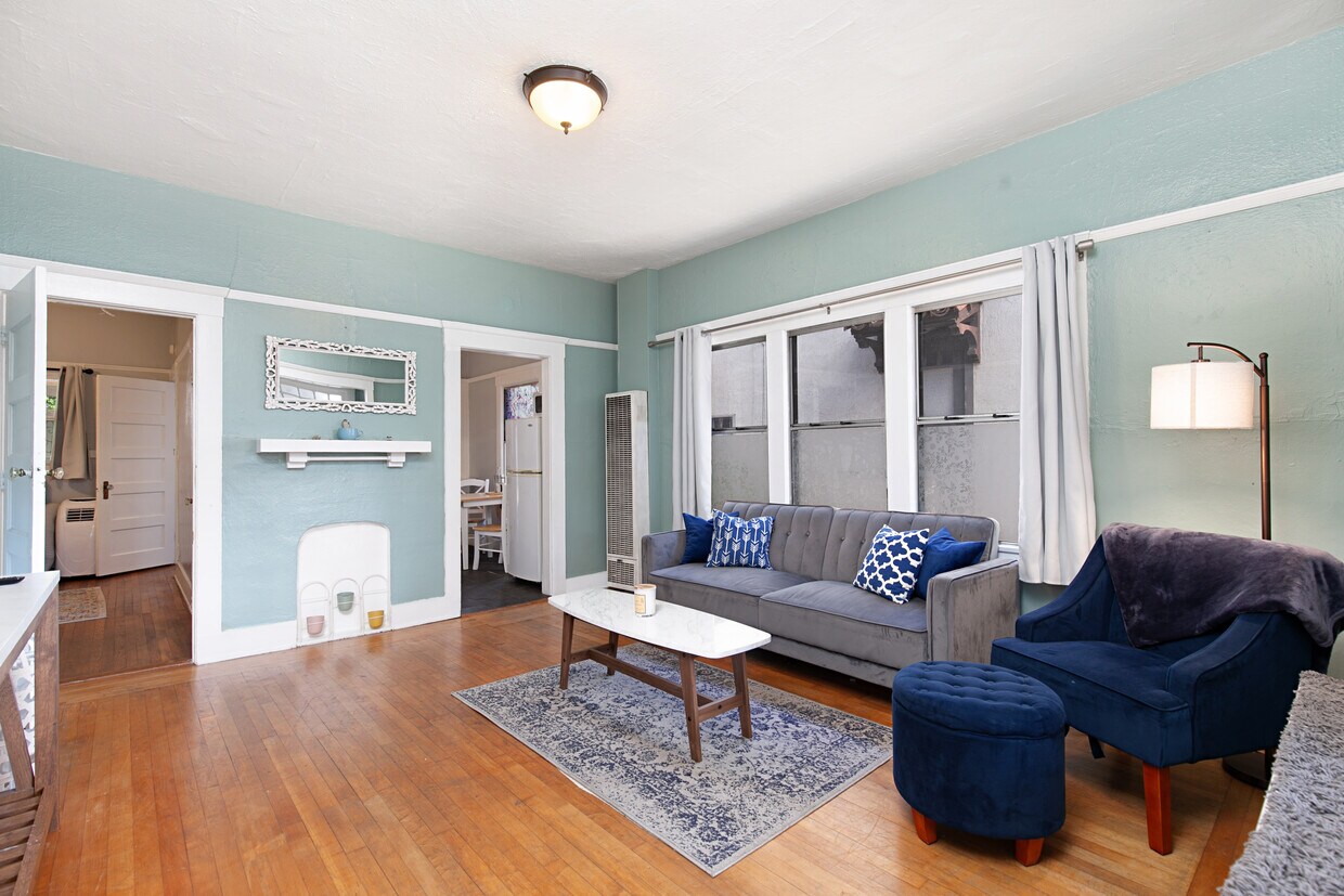Living Room - 1421 29th St