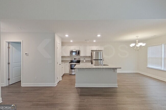 Building Photo - 106 Western Red Cedar Dr