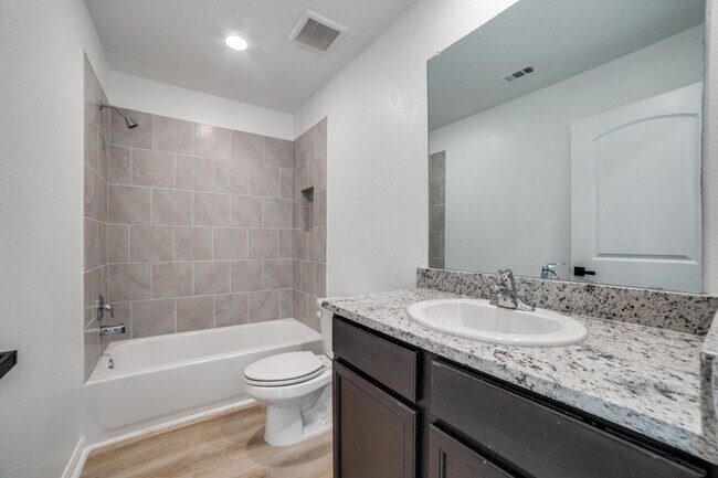 Foto del edificio - BEAUTIFUL HOME IN SAN ANTONIO TX. MOVE IN READY!.