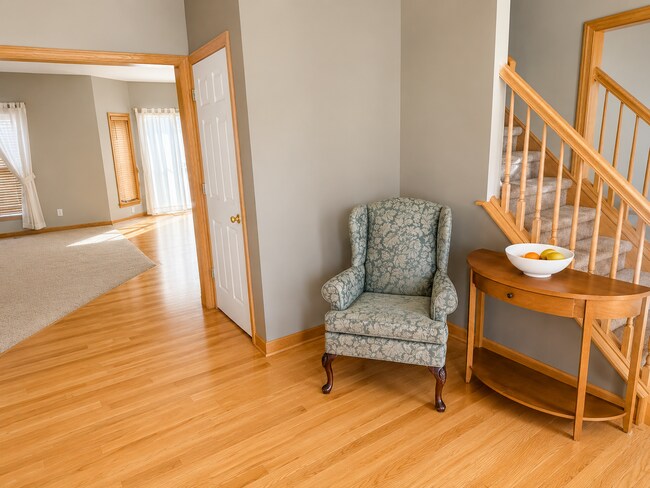 Foto del edificio - 243 Newfield Cir