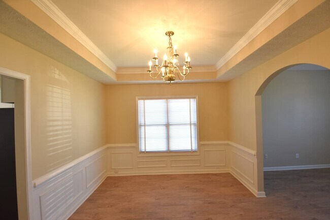 Building Photo - 1424 Fairbrooke Ct