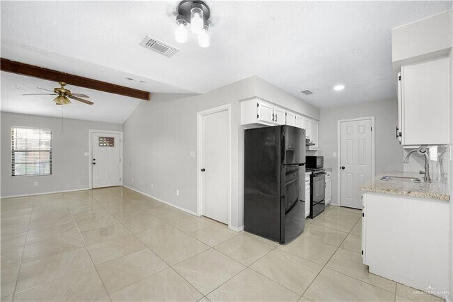 Foto del edificio - 5708 N 28th Ln