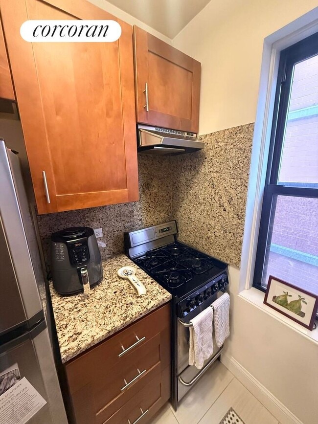 Foto del edificio - 163 W 17th St