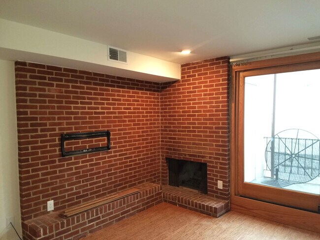 Fireplace - 104 N Van Pelt St
