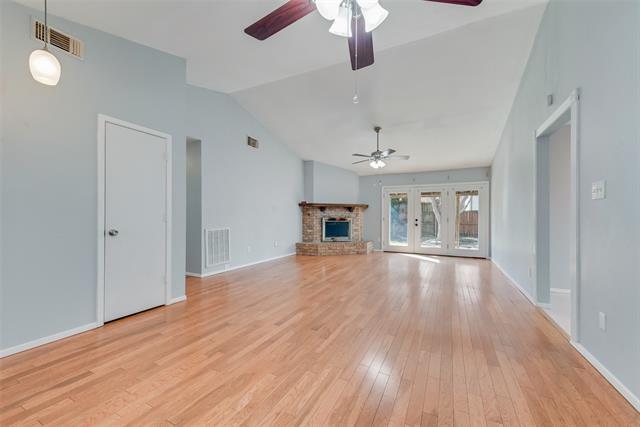 Building Photo - 4154 Emerson Dr