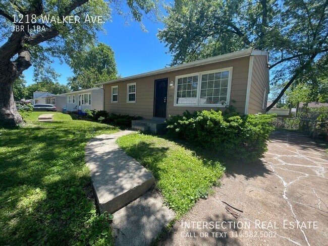 Building Photo - 1218 Walker Ave