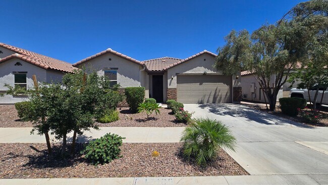 Foto del edificio - Beautiful and Spacious Cortana at Desert Oasis Home!! Community Pool!