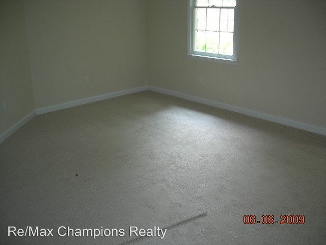 Foto del edificio - 4 br, 2.5 bath House - 2201 Bridle Ct