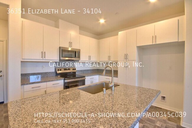 Foto del edificio - 36351 Elizabeth Ln