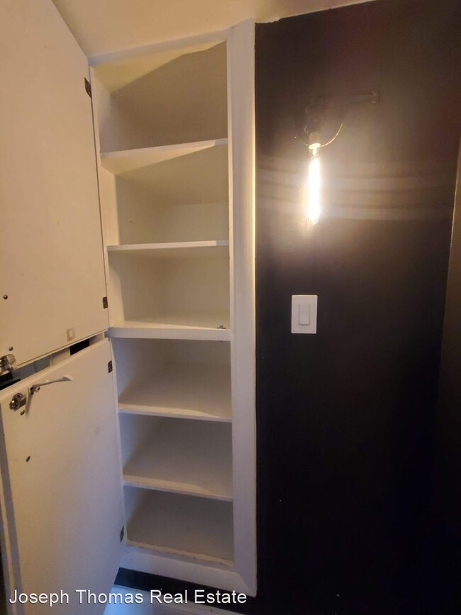 Building Photo - 2 br, 1 bath House - 434 S 700 W Apt #1