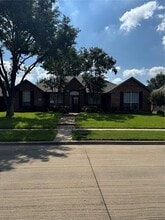 Building Photo - 8605 Fisher Dr