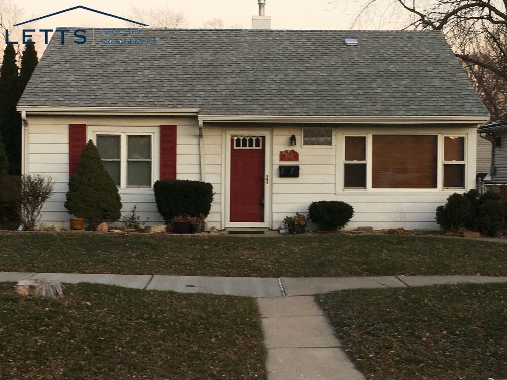 Primary Photo - 17017 Lorenz Ave