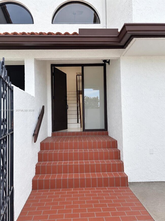 Foto del edificio - 1201 SW 124th Ct