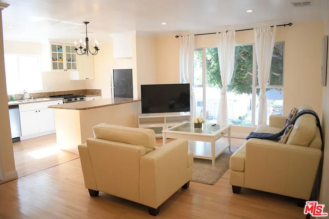 Foto principal - 1027 20th St