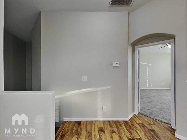 Foto del edificio - 2590 Alias Smith Dr