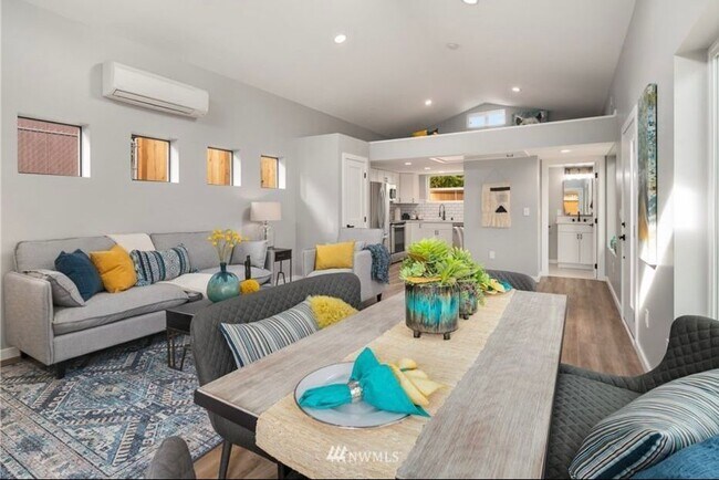 Foto del edificio - 923 N 98th St