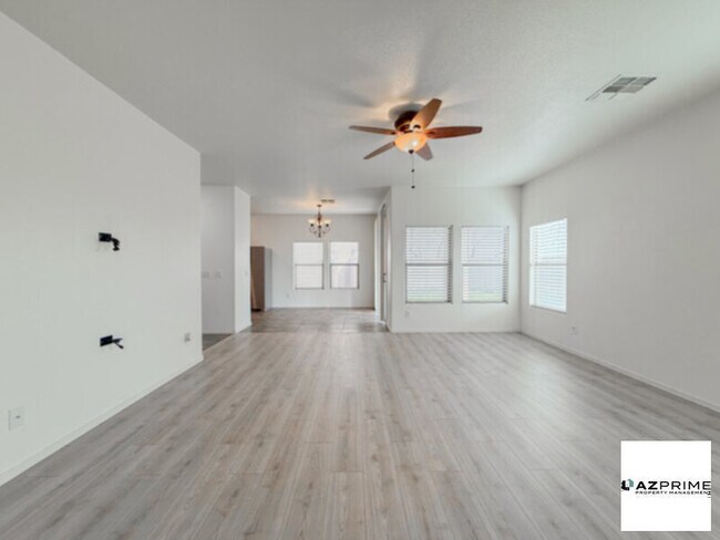 Foto del edificio - 7709 S 63rd Dr