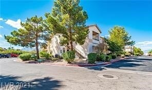 Building Photo - 1830 N Buffalo Dr