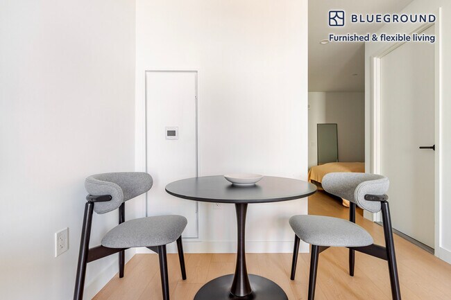 Foto del edificio - 478 Kent Ave