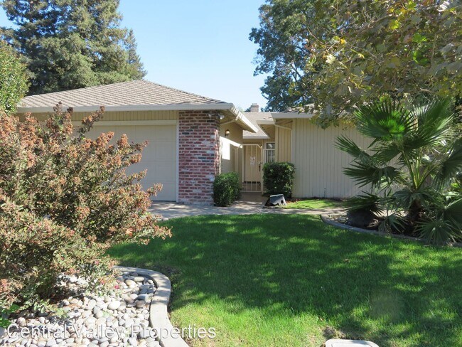 Building Photo - 3 br, 2 bath House - 5888 Land View Drive