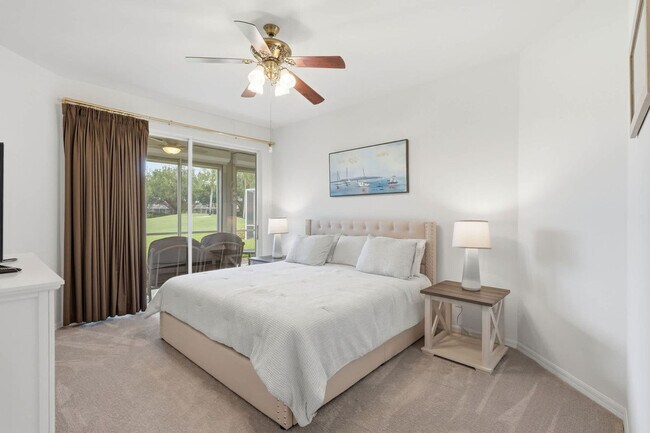 Foto del edificio - 2081 Crestview Way