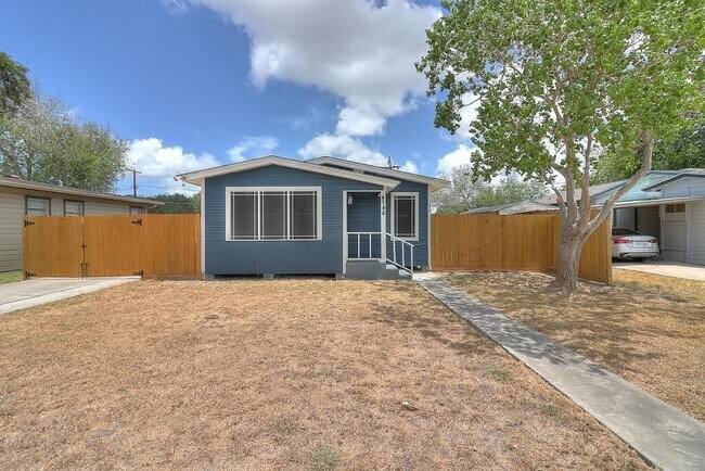 Foto del edificio - 4946 Monitor St