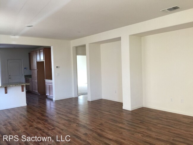 Foto del edificio - 4 br, 4 bath House - 10953 Merrick Way