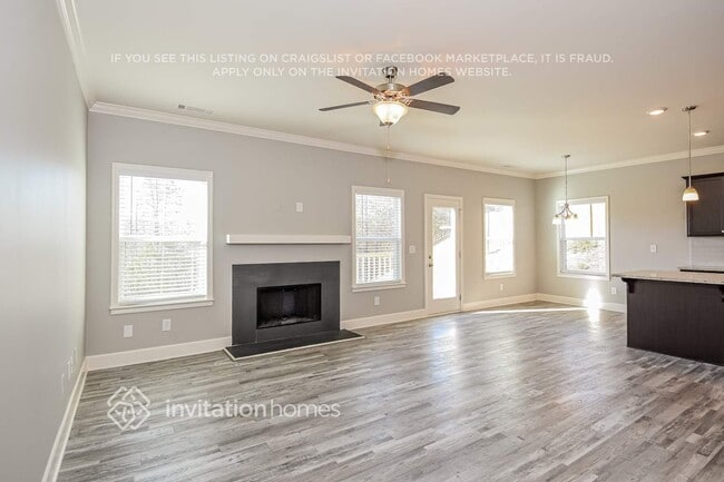 Building Photo - 5853 Ridgedale Ct