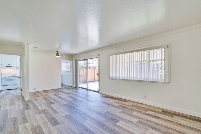 Foto del edificio - 800 W Hacienda Ave