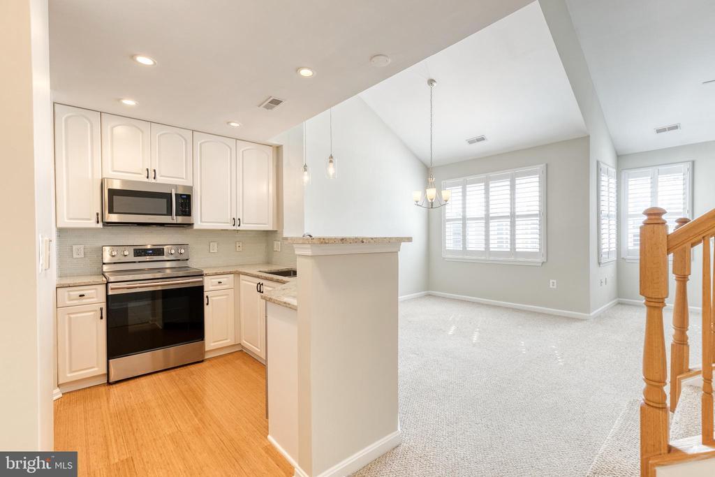 Foto principal - 400 Symphony Cir