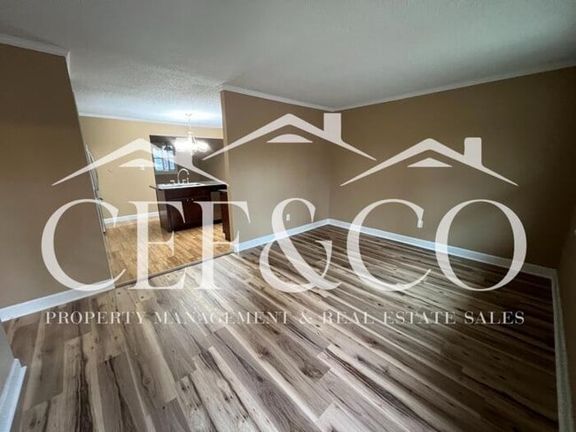 Building Photo - Beautiful 4 bedroom brick ranch now available!