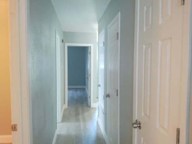 Building Photo - 6422 Beechwood Dr
