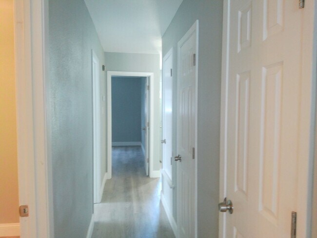 Foto del edificio - 6422 Beechwood Dr