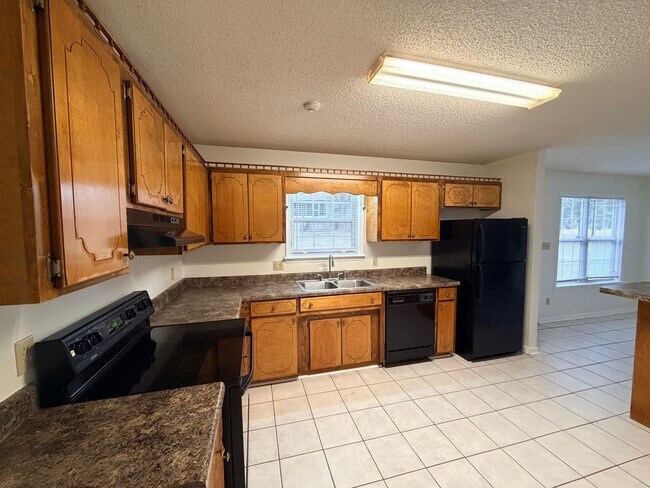 Foto del edificio - 3 Bedroom/2 Bath home in North Lake Subdiv...