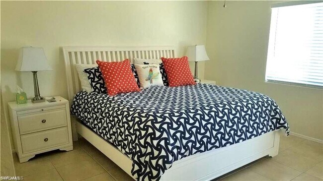 Foto del edificio - 1075 Foxfire Ln