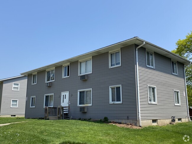 Building Photo - Carpenter Place Apartments