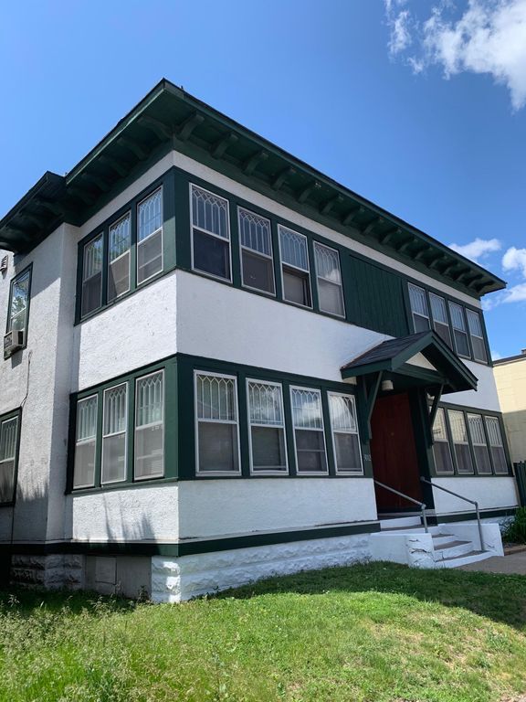 Foto principal - 3012 Bryant Ave S