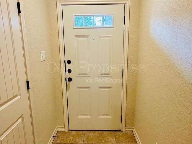 Foto del edificio - 7108 Micayla Cove