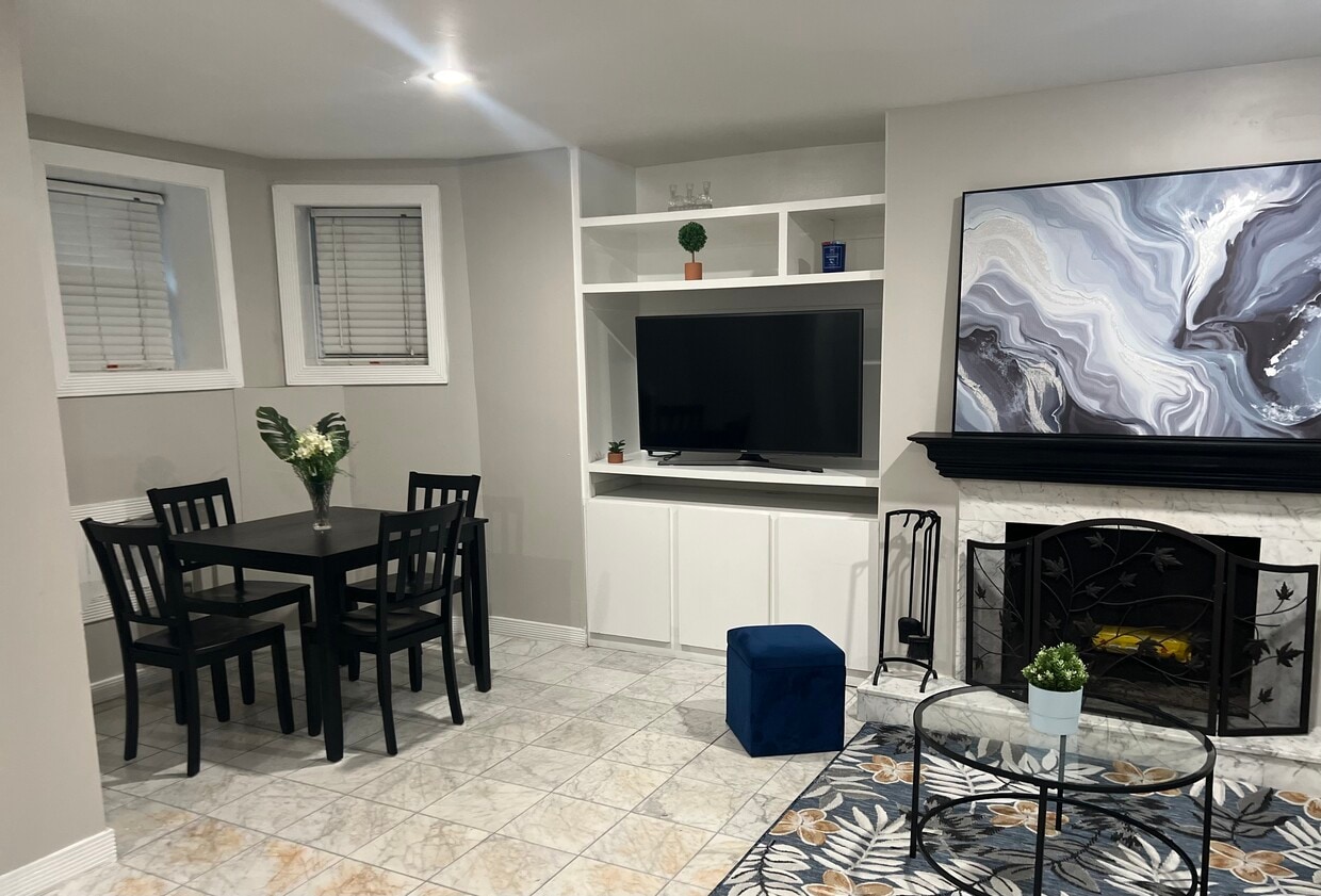 Main living room - 2209 Washington Cir NW