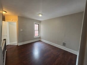 Building Photo - 924 Washington St
