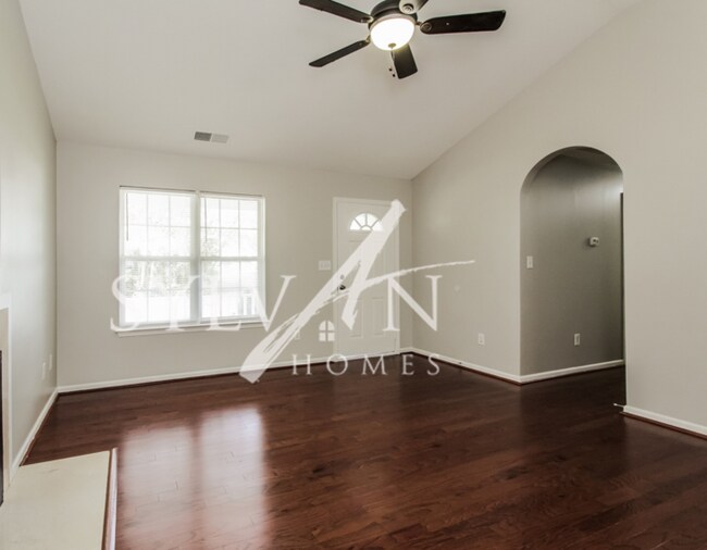 Foto del edificio - Cozy 3 BD 2 BA Home