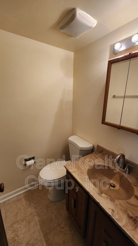 Foto del edificio - 27 Wildwood Ct
