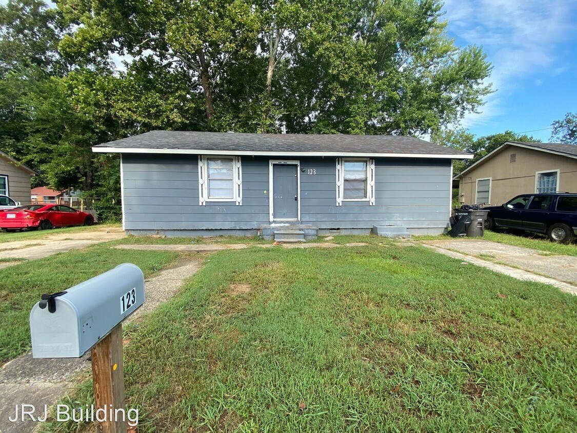 3 br, 2 bath House 123 Pulaski Drive House Rental in Jacksonville