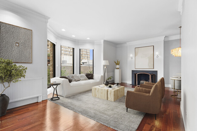Building Photo - 350 Tappan St