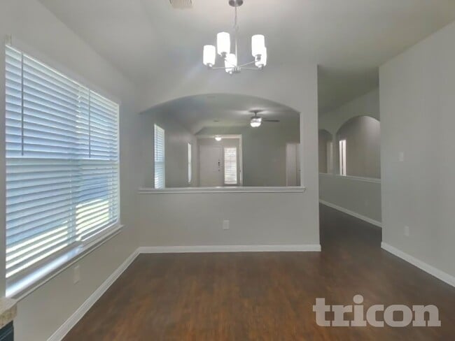 Foto del edificio - 2331 Gianna Way