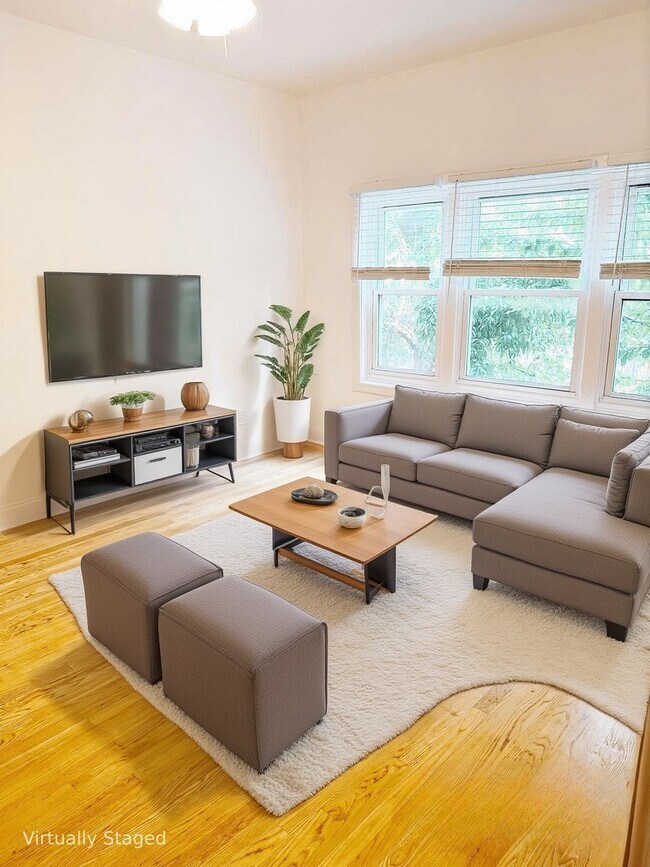 Foto del edificio - 2638 W Belden Ave