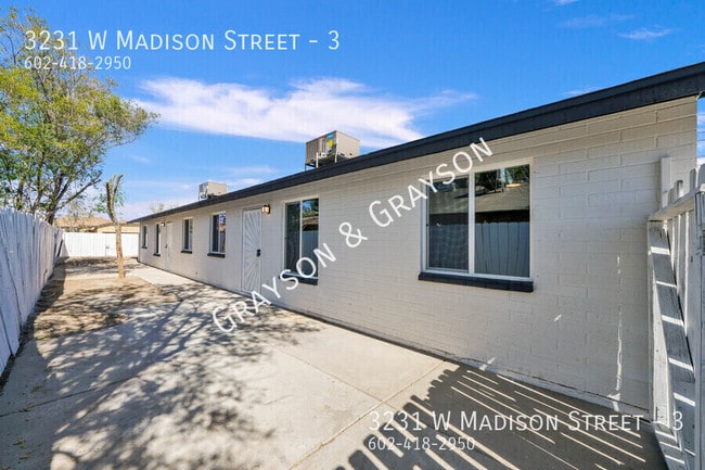 Photo - 3231 W Madison St Apartment