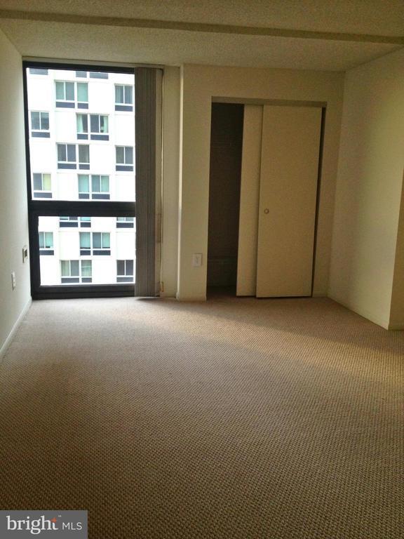 Foto del edificio - 241 S 6th St