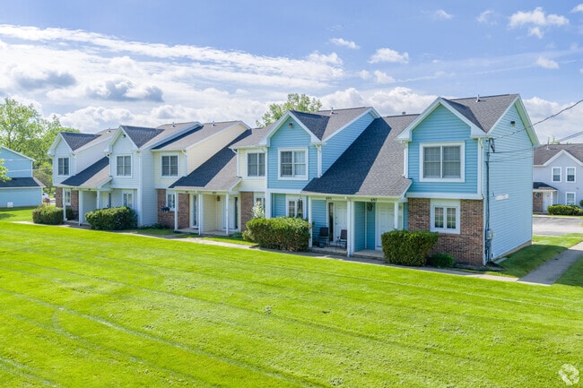 Building Photo - North Road Townhomes