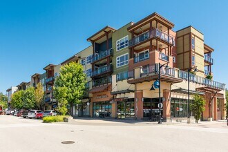 Building Photo - 20728 Willoughby Town Centre Dr